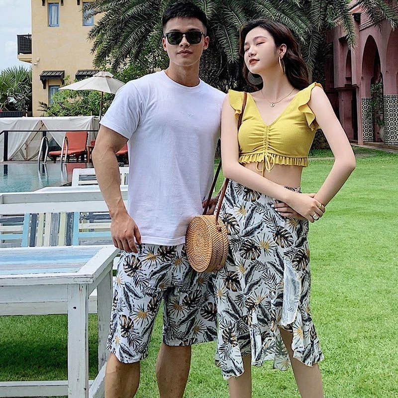 ペア 水着 カップル水着 レディース メンズ 4点セット 女子ビキニ メンズ水着 サーフパンツ ｔシャツ サーフパンツ みずぎ ビーチウェア ミズギ 男女 プール 海外旅行 新婚旅行 お祝い プレゼン