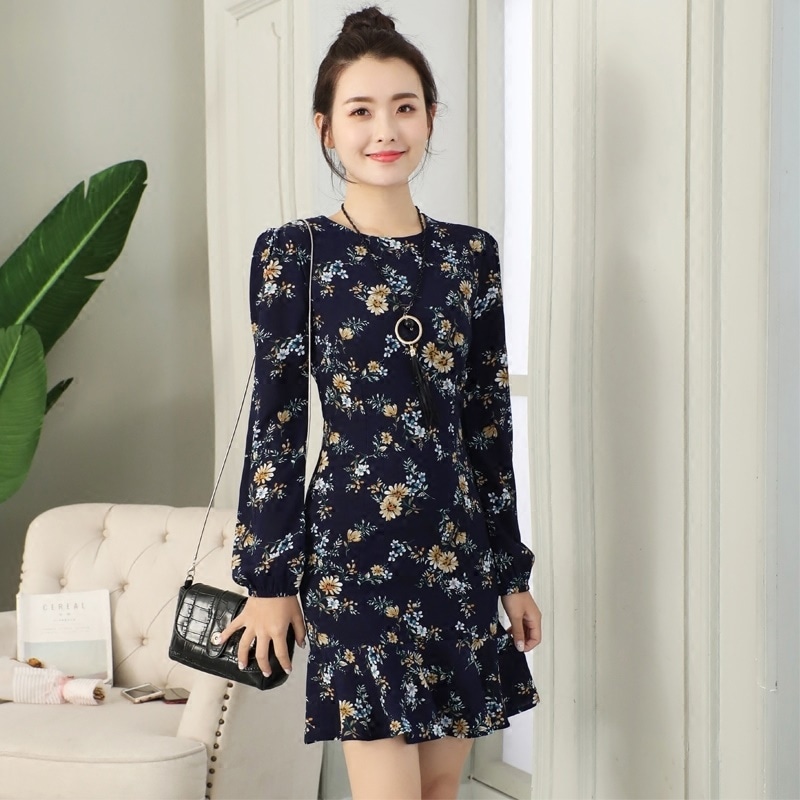 1143．花柄Uネックミニワンピース（ネイビー）