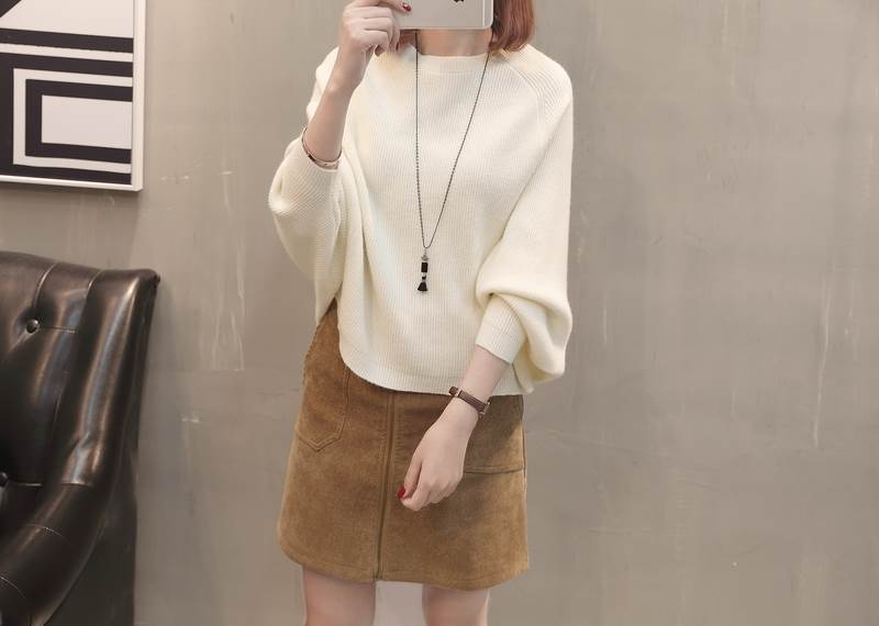 秋冬 ニット セーター トップス ニットソーボリューム袖上着 ショート丈 袖あり 長袖 ラウンドネック 襟付き ストレート レギュラー ヘッジング 編み込み 伸縮性 薄手 異素材MIX かわいい カジ