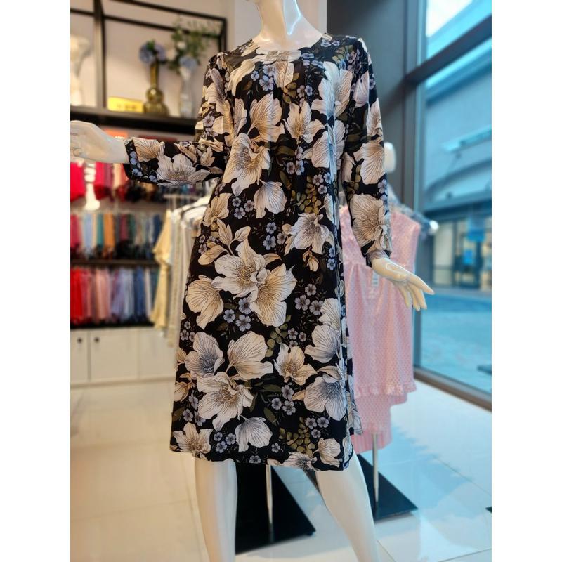 [釜山店] []輸入ポリスパン大きな花柄ワンピース(WGN356W BK)