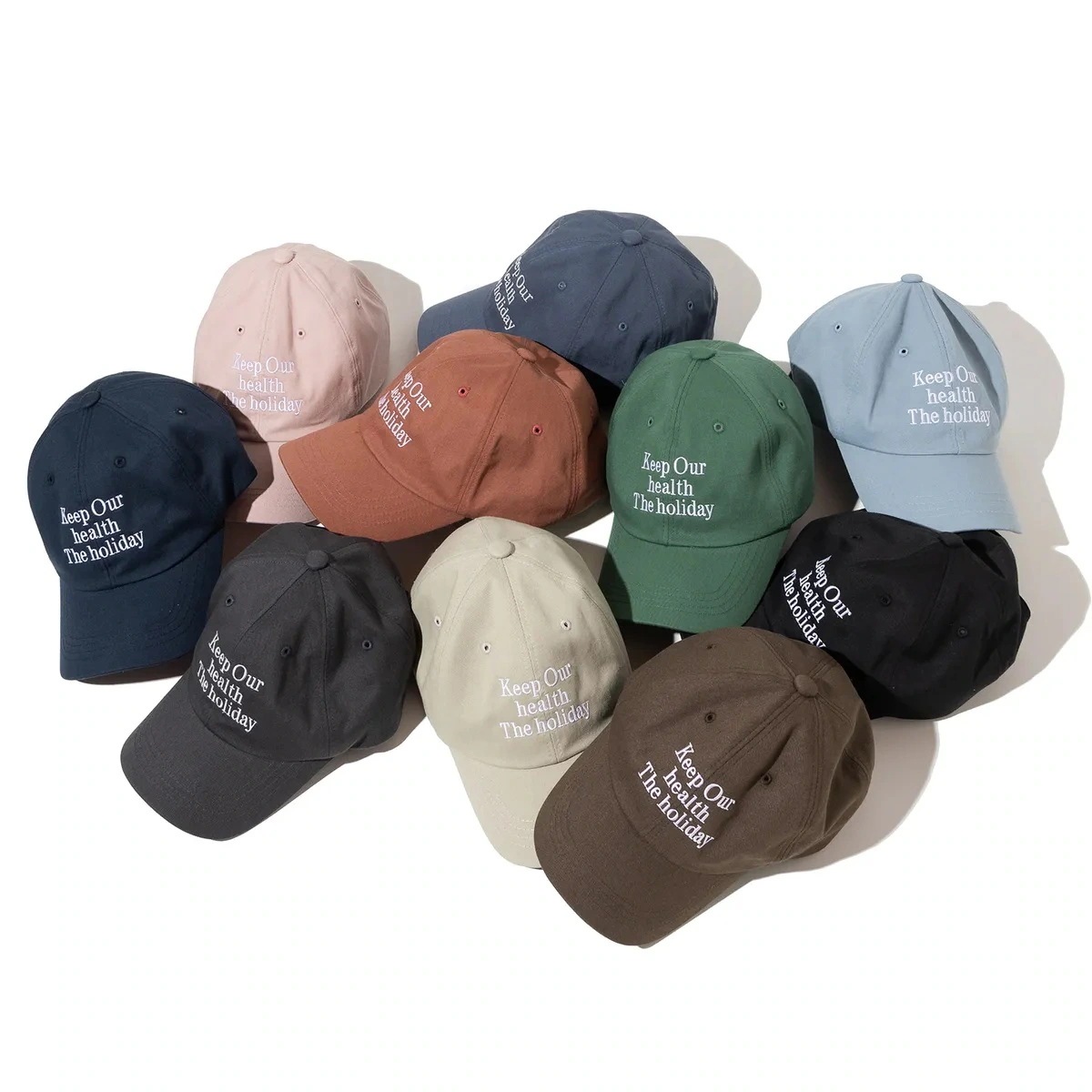 【39Color】 韓国アイドル 着用 キャップ ホリデー シグネチャー ボール キャップ 帽子 深め 韓国 人気 レディース メンズ つば長め ピンク 黒 赤