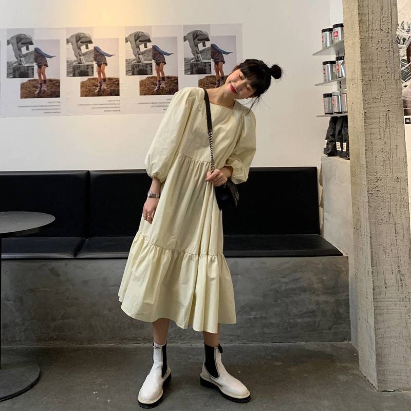 ワンピース スクエアネック パフ袖 フレアワンピ ロングワンピース ミモレ丈 パフスリーブ ふんわり ナチュラル かわいい ティアード ハイウエスト 切替 切り替えデザイン 長袖 袖あり 大人可愛