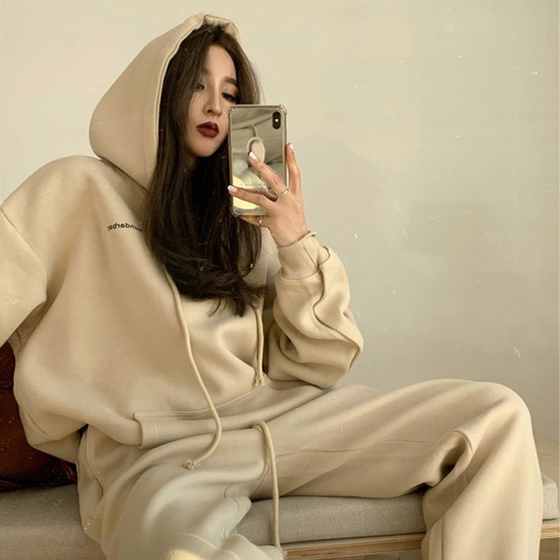 2点セット セットアップ 上下セット スウェット パーカー ミディアム丈 プルオーバー マフポケット ロングパンツ ウエストゴム 部屋着 ルームウエア かわいい 大人可愛い きれいめ シンプル 上品