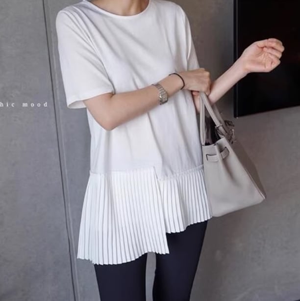 トップス カットソー プルオーバー ミディアム丈 半袖 ラウンドネック プリーツ かわいい 大人可愛い きれいめ シンプル カジュアル 上品 おしゃれ かっこいい 大人女子 こなれ感 個性的 主役級 5,137円