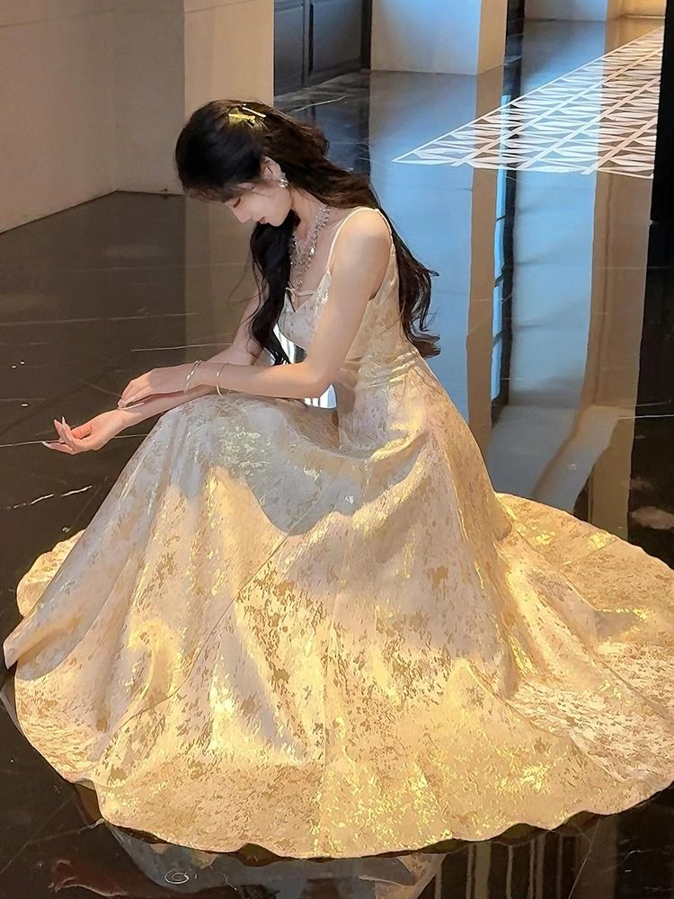 【2枚購入で 3oo円OFF！】ライトドレス2025レトロバースデーパーティー小ドレス女性シニアセンスアート試験ホスト