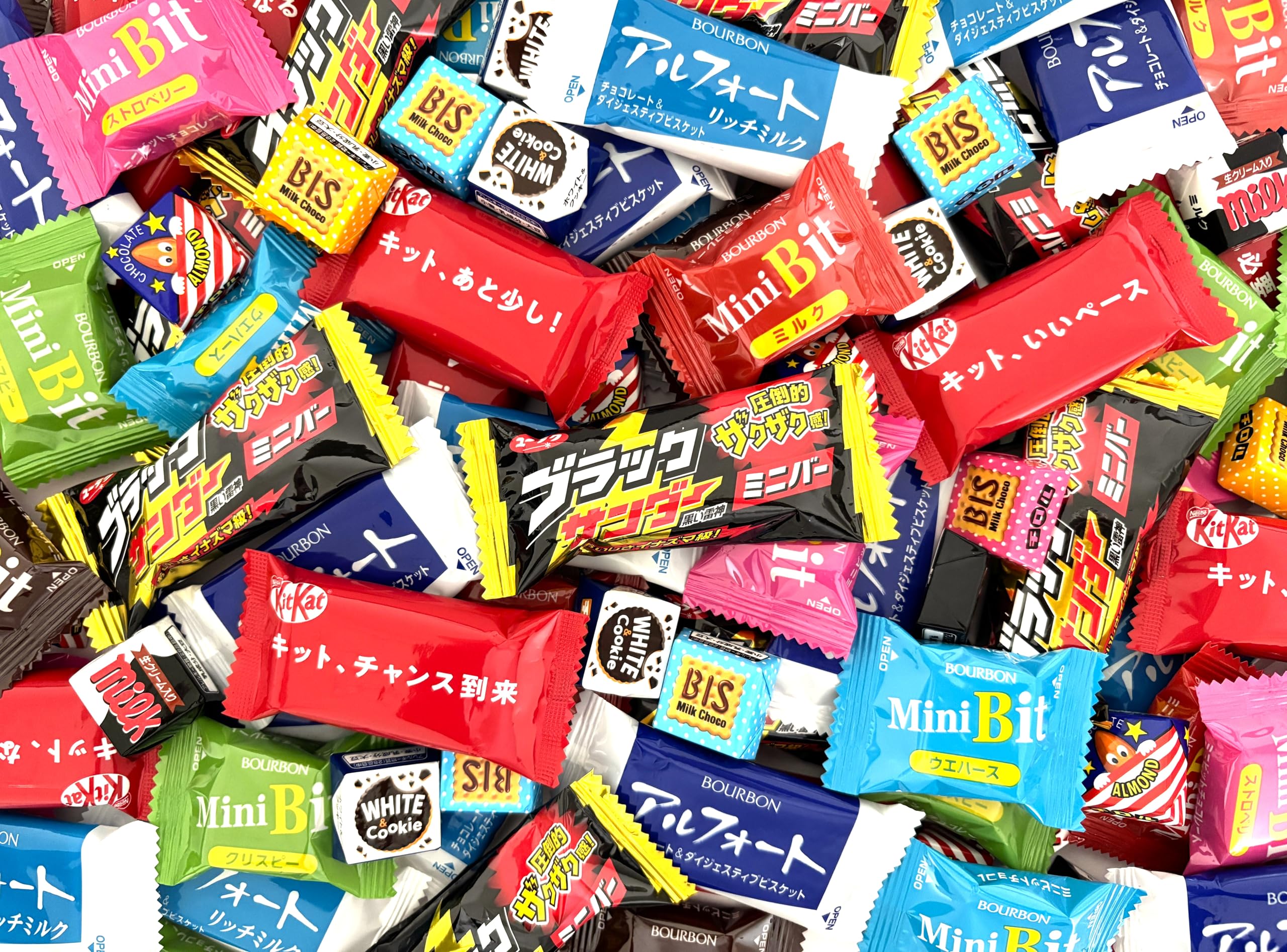 チョコレート菓子 13種 100袋以上（104袋） 約1 業務用 詰め合わせ (ブラックー・キットカット・アルフォート・チロルチョコ・ミニビット) 個包装 パーティ イベント ギフト 配布用