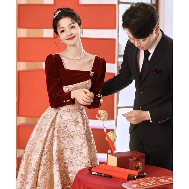 ワンピースドレスドレス長袖2025花嫁エンゲージメントウェディングドレスドレス女性ハイエンドセンスホームバンケットホーム服