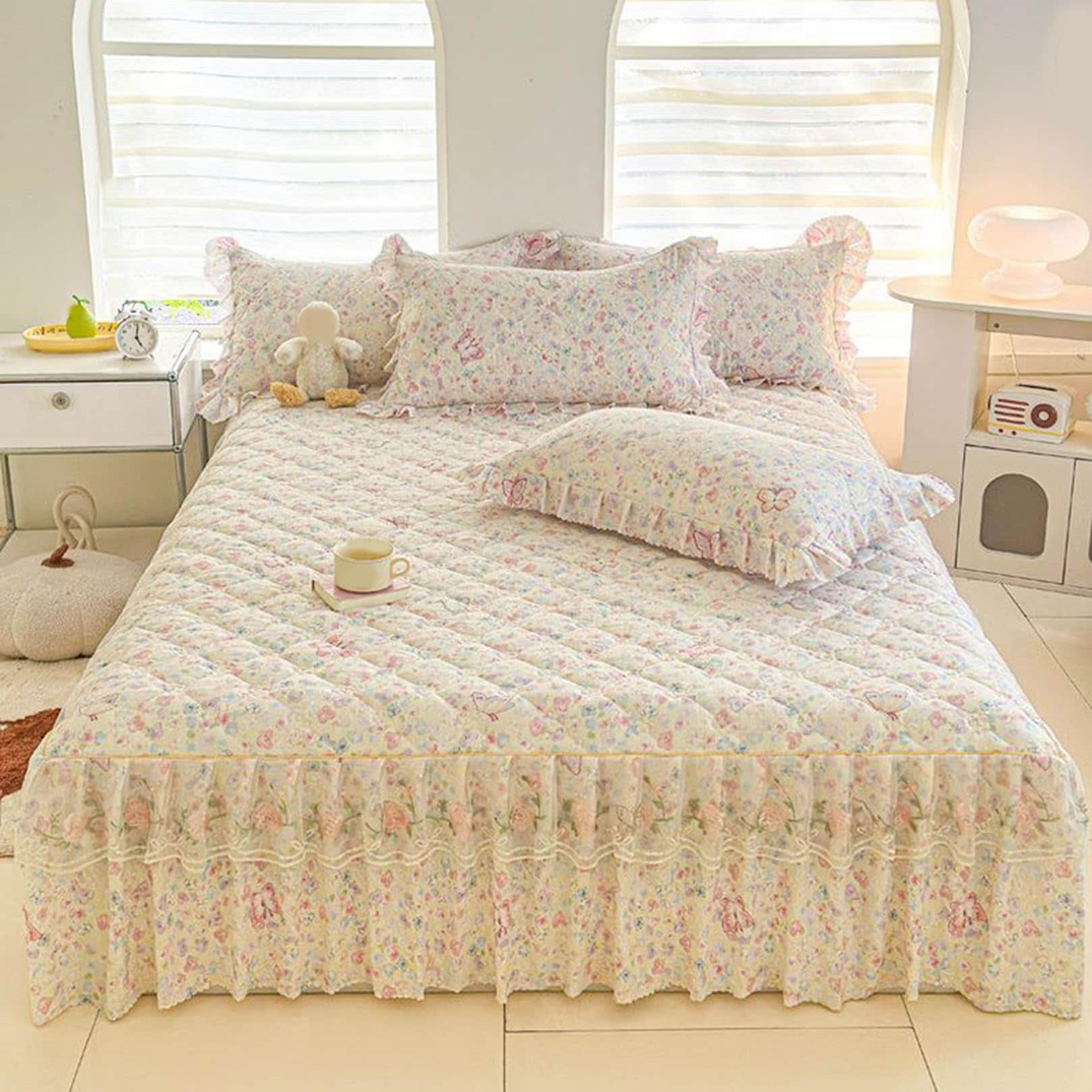 Fzigenle ベッドスカート ベッドスプレッド 200*220 フリル 中綿ベッドカバー セミダブル なめらか肌触り 寝具カバー 雰囲気アップ カラーb05 敷きシーツ フリル 肌触り良い 2点枕