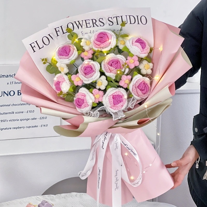 母の日のニットローズブーケ誕生日ギフト実用的な520ウールの花ガールフレンドやガールフレンドに 母の日