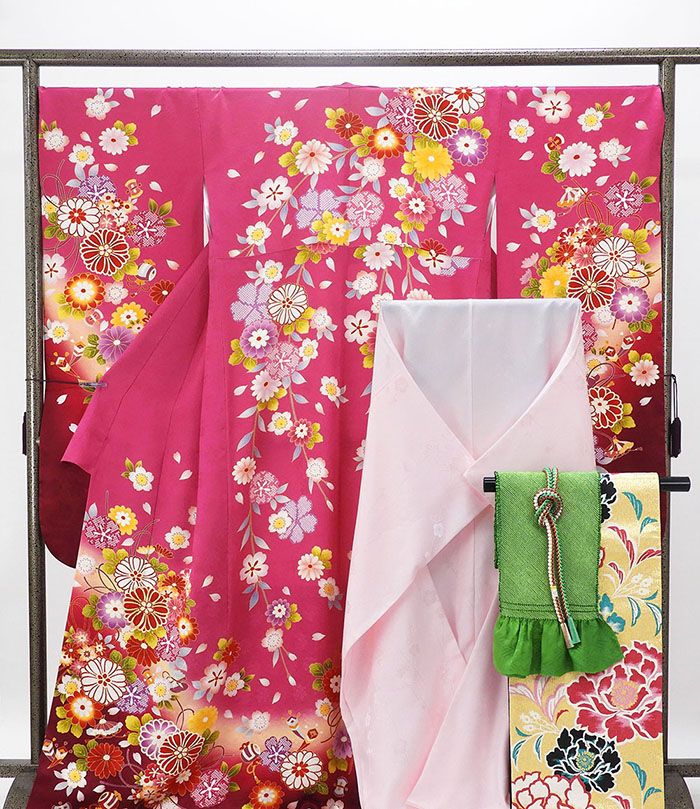 振袖 長襦袢 セット 5点セット 四季花 宝尽くし 身丈172cm 裄丈69.5cm 袋帯 長襦袢 帯締め 帯揚げ 振袖セット 良品 リサイクル 中古 着物 e4162