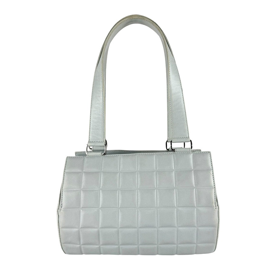 シャネル CHANEL ショルダーバッグ チョコバー レザー ライトブルー シルバー レディース z9598