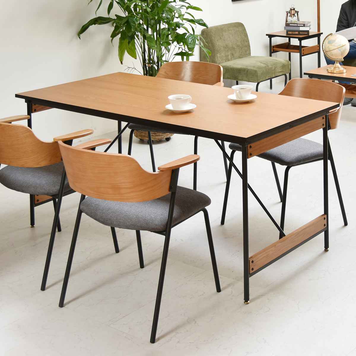 ダイニングテーブル 幅150cm 4人掛け 防水天板 ミッドセンチュリー 食卓机 ダイニング テーブル 4人用 木目調 ブラック スチール 脚 おしゃれ ヴィンテージ調