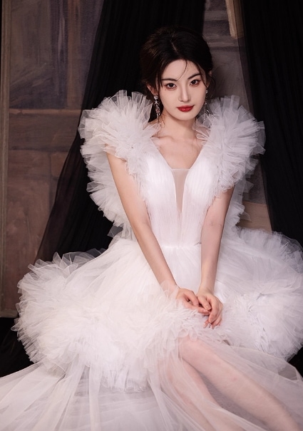 ウェディングドレス オーバードレス ボリュームドレス ラッフルフリル 編み上げ 結婚式