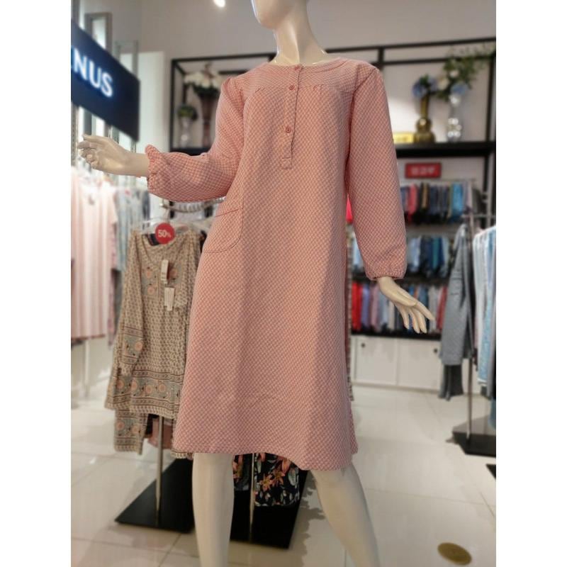 [釜山店] []面三重織りハウンドトゥースジャカード女性ワンピース(VGN4475 )