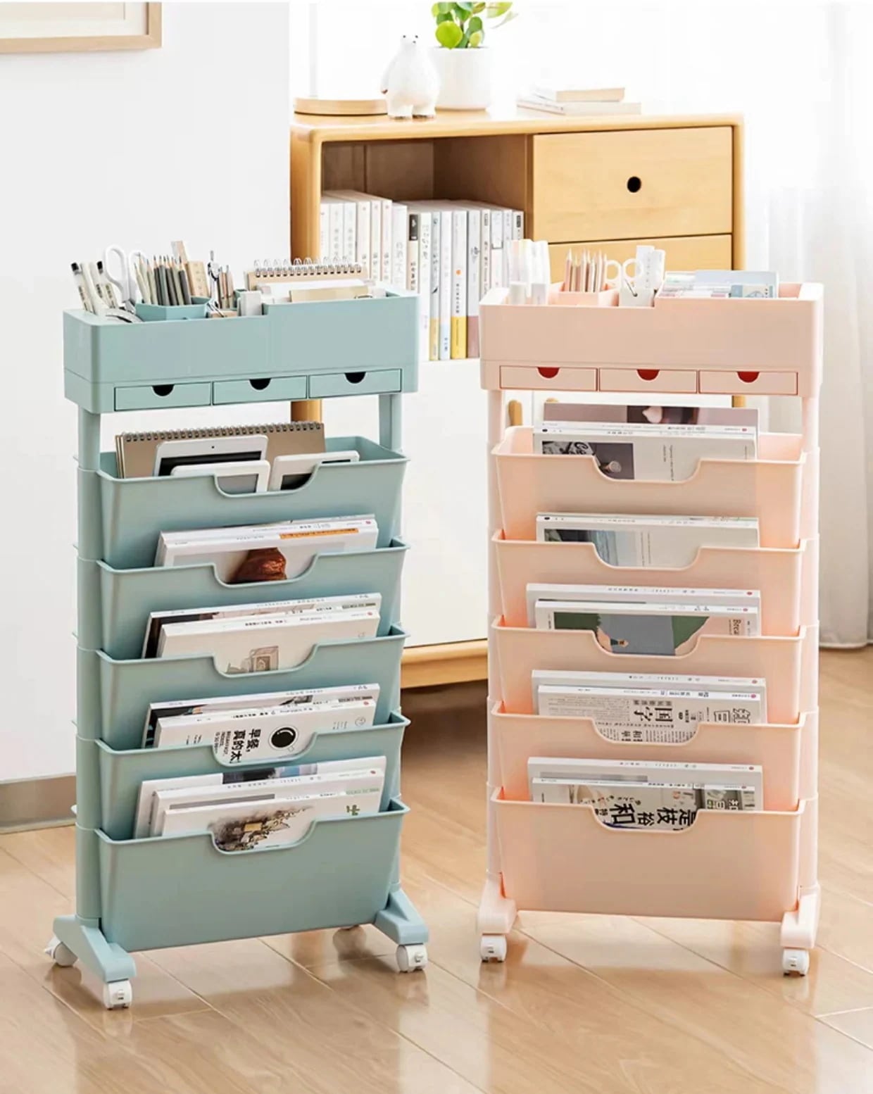 美容室 ディスプレイ カフェ コンパクト 組立 ブックスタンド 本立て デスクサイド収納 キャスター付き 本棚 スリム 絵本棚 卓上収納 デスク整理 学校机用品 大容量 教科書 書類 文具 水筒