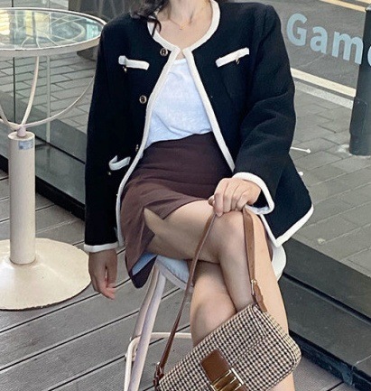 アウター ジャケット 長袖 ノーカラージャケット テーラードジャケット ラウンドネック 前開き ボタン ポケット かわいい 大人可愛い きれいめ シンプル 上品 おしゃれ かっこいい カジュアル