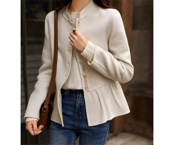 レディース コート アウター 上着 ウール ミドル丈 長袖 フェミニン フリル ボタン 切り替えデザイン 裏起毛 かわいい 大人可愛い きれいめ シンプル 上品 おしゃれ レトロ ガーリー 個性的