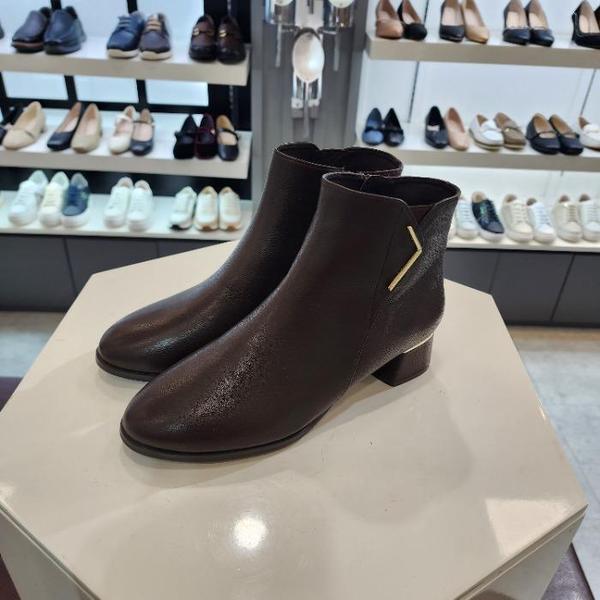 HC10 女性ブラウン起毛アンクルブーツ4cm LCWA09U54C85 (41418008)