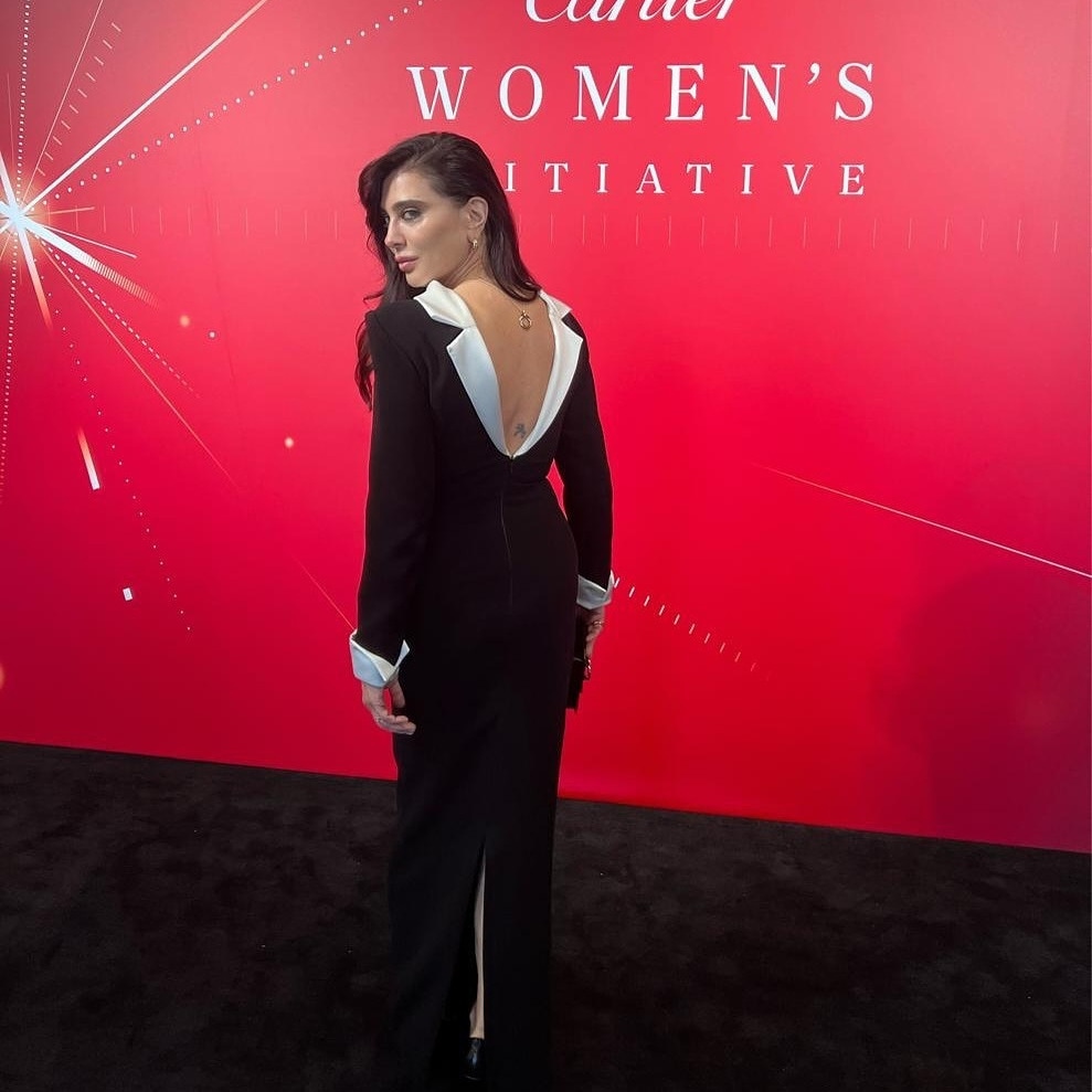 2025 Autumn and Winter European and American New Fashion Black and White Collar Fake Two-Piece Daily