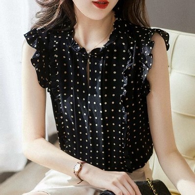 トップス ブラウス ノースリーブ フリル オフィスカジュアル 袖なし Uネック 襟なし 薄手 かわいい 可愛い きれいめ シンプル 大人 上品 おしゃれ お洒落 大人可愛い 大人女子 こなれ感