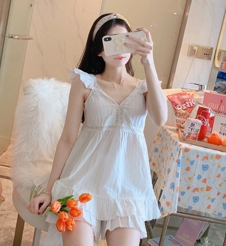 フリルレースルームウェア ルームウェア パジャマ 部屋着 寝巻き ナイトウェア ショート 袖なし ノースリーブ Vネック レース フリル 綿 上下セット 2点セット ツーピース かわいい 大人可愛い