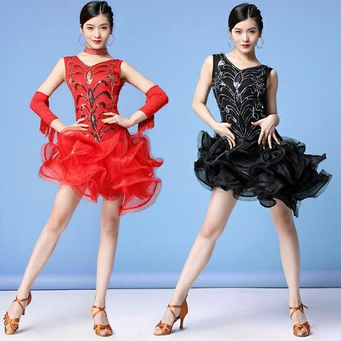 新作 レディースダンス衣装 女性 大人 ラテン衣装社交 ダンス モダンダンス ワンピースとアクセサリーと安全パンツのセット DANCE 練習着 ダンスウェア演出 コスプレイベント服学生 スパンコール 4,480円