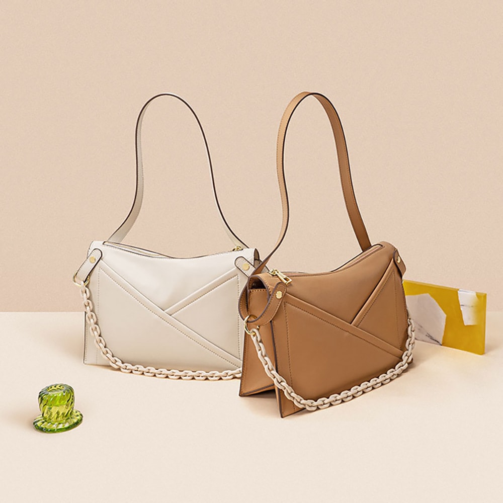 【本革 キーホルダーを贈る】韓国 トートバッグ ショルダーバッグ 斜めがけバッグ レディース 大容量 2way ショルダーバッグ 通勤 バッグ バック カバン 旅行バッグ 韓国ファッション ハンドバッ