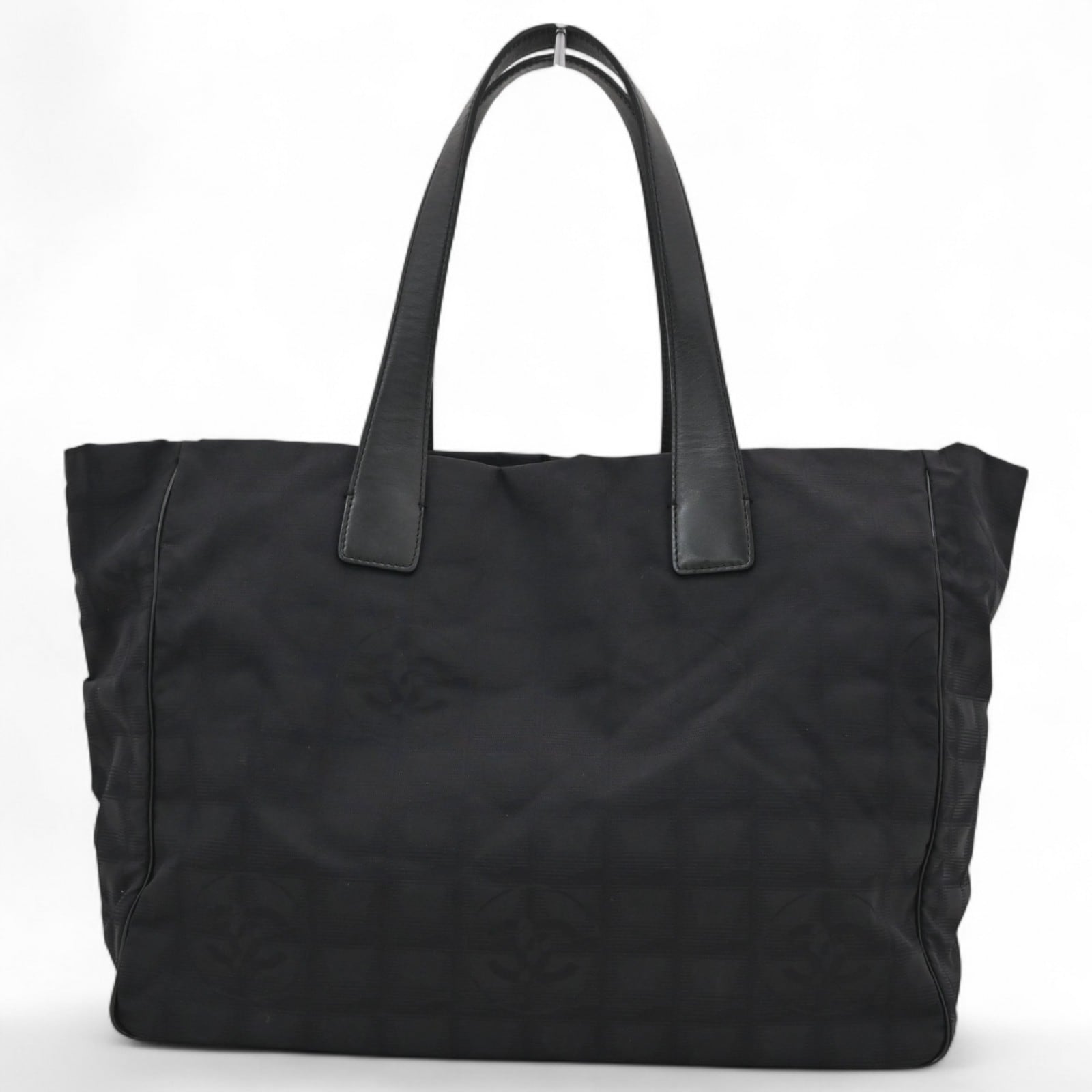 シャネル ニュートラベルライントートMM トートバッグ Bランク ch6619da