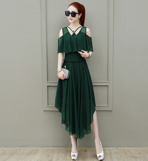 A1086.肩見せシースルーフレアワンピース（グリーン）2019 春夏 sale 春夏 sale ドレス フリル エレガント お呼ばれ 結婚式 披露宴 パーティー 女子会 レストラン デート 100,000円