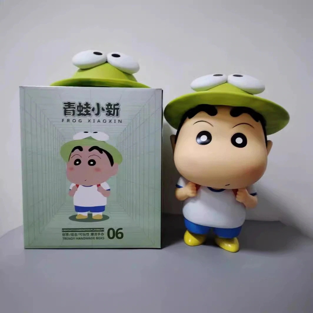 カエルクレヨンしんちゃんフィギュアフィギュアフィギュアオフィスデスクトップリビングテレビキャビネットアクセサリー超大型置物人形 キャラクターぬいぐるみ