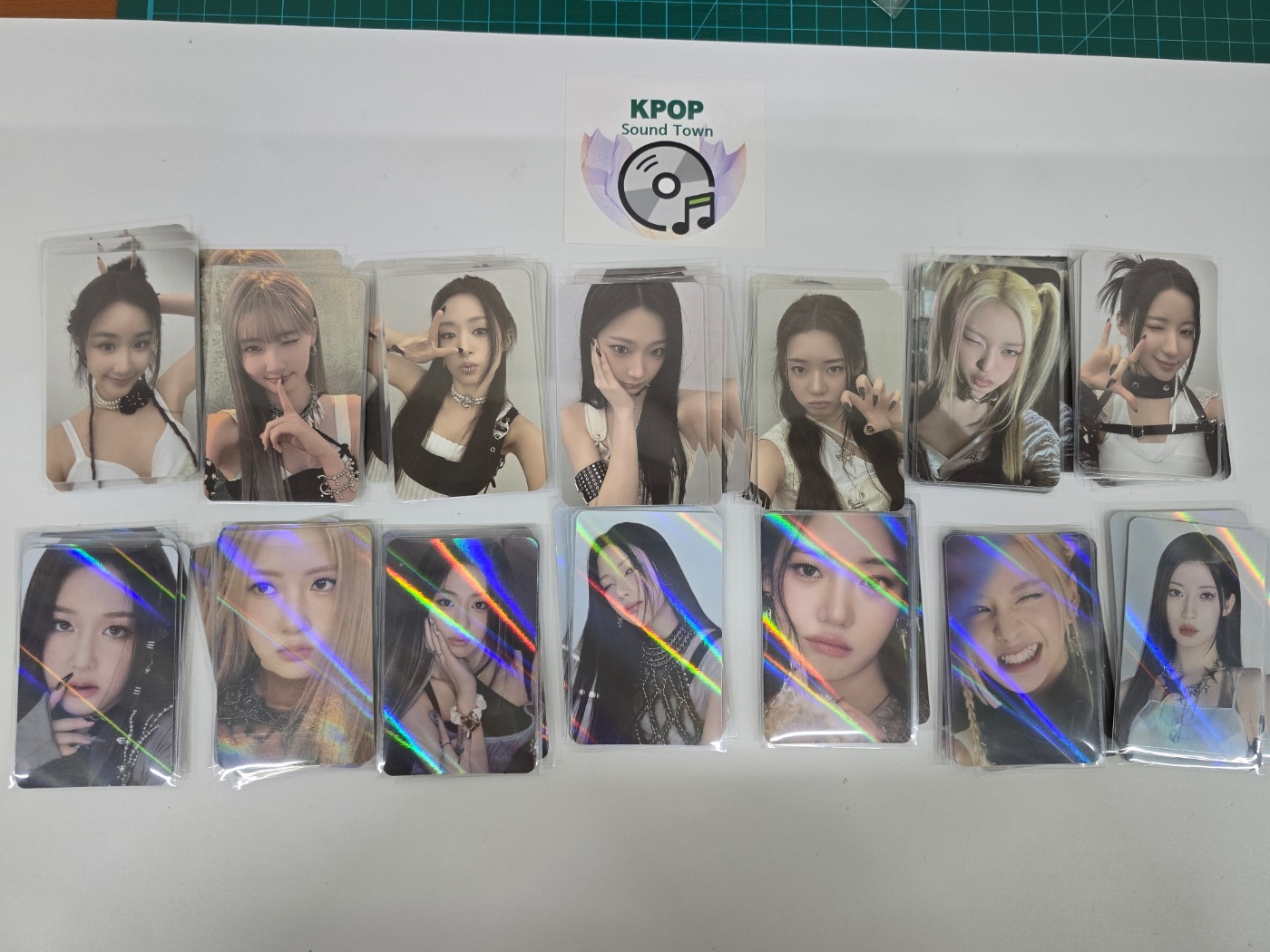 [YGSELECT特典14EA/1SET]BABYMONSTER 1st MINI ALBUM [BABYMONS7ER][NO ALBUM,ONLY PHOTOCARD]