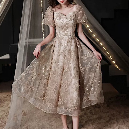 【取寄：納期2週間】結婚式ドレス 総レース 刺繍 ミモレ丈 パフスリーブ イブニングドレス 発表会 演奏会 レディース フレアドレス 結婚式 ステージ衣装 半袖 ロング丈 エレガント