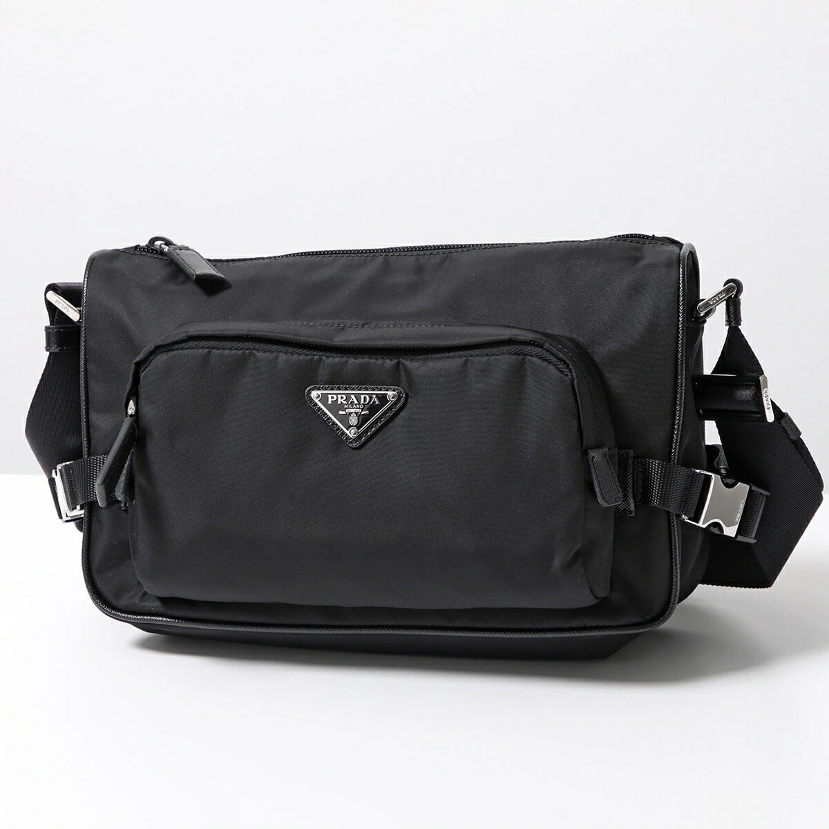 PRADA プラダ ショルダーバッグ 2VH192 OOO 2DMG メンズ Re-Nylon ナイロン サフィアーノレザー クロスボディ トライアングルロゴ 鞄 F0002/NERO