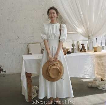 【2025新作入荷】ワンピース フレアワンピース 袖あり 半袖 ボリューム袖 かわいい 大人可愛い 個性的 きれいめ シンプル カジュアル 大人 上品 おしゃれ 6,134円