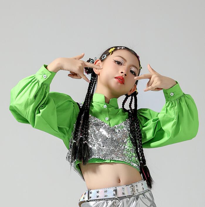 女の子ダンス衣装　チアガール　スパンコール　臍出しトップス　3色　子供ジャズヒップホップダンスウェア　スパンコールパンツ　puスカート　hiphop jazz 舞台ダンスウェア　キッズステージ演出衣装