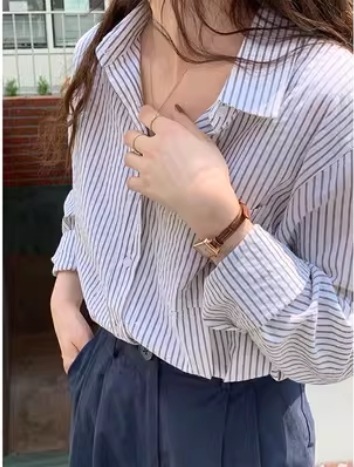 レディース トップス シャツ ミドル丈 長袖 カフスリーブ 襟付き ストレート ポケット 大人可愛い きれいめ シンプル 上品 おしゃれ かっこいい レトロ こなれ感 ストライプ 20代 オルチャン