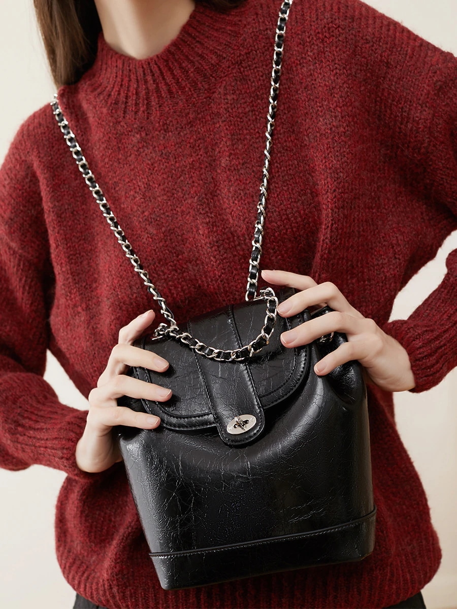 【本革 キーホルダーを贈る】韓国リュック/大容量カジュアルバッグ学生バッグ/修学/通勤通学かごバッグ