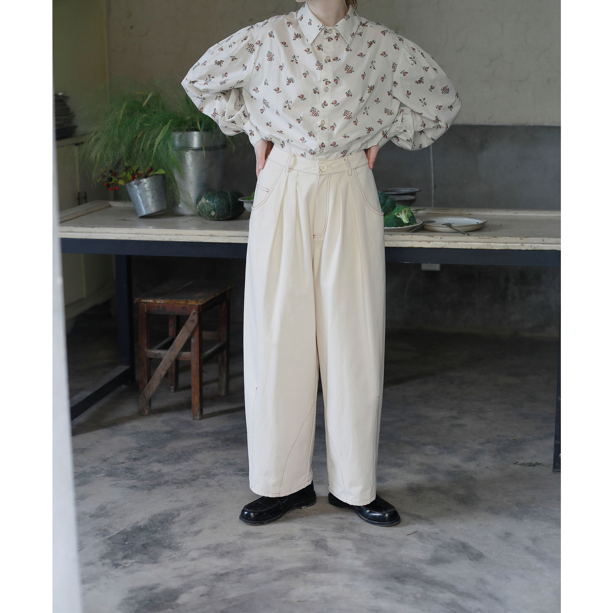 早秋通勤ズボンカーキクラッシュラインカジュアルハイウエストワイドレッグパンツ女性 パンツ ワイドパンツ ロング ストレート ワイド ウエストマーク ハイウエスト 大人可愛い きれいめ シンプル