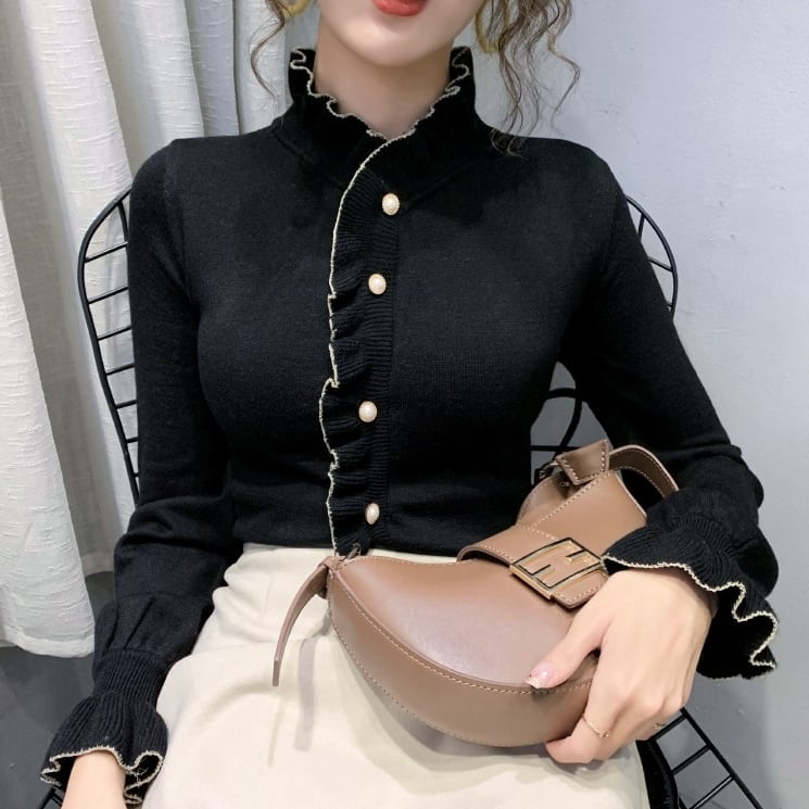 セーター レディース トップス カーディガン風 袖あり トリム フリル スタンドカラー 長袖 ポエットスリーブ ハイネック バイカラー レトロ ビジューパール ボタン ラインストーン wto0535