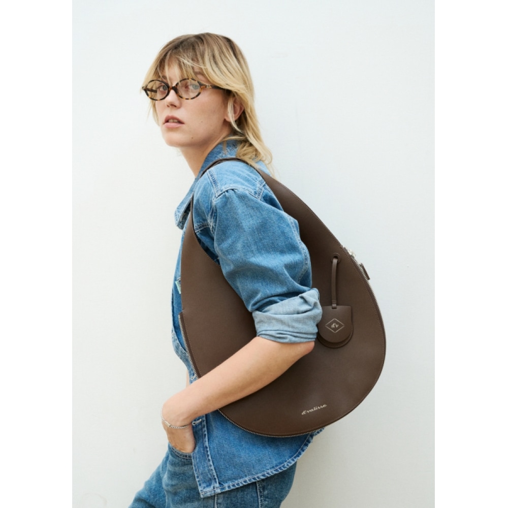 DVALISSE ミューズフィッシュボールレザーショルダーバッグ