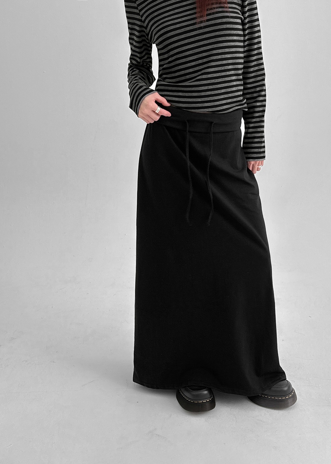 デレルバンディングマキシロングスカート