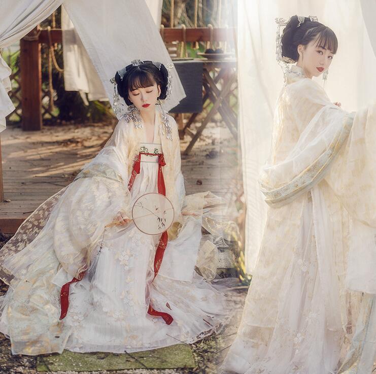 漢服＆唐装四点セット 超可愛い中華服　チャイナ服　華やか中国古代宮廷漢服　振り袖チャイナドレス　華流コスプレ衣装　貴妃皇后仮装コスチュム　白系　女性用　送料無料 7,434円