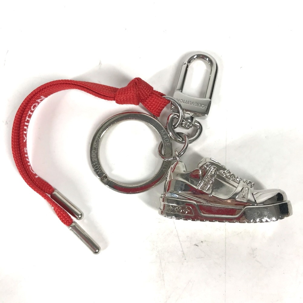 キーホルダー M01200 キーホルダー・LV トレーナー チャーム バッグチャーム 靴 シューズ メタル シルバー 41,470円