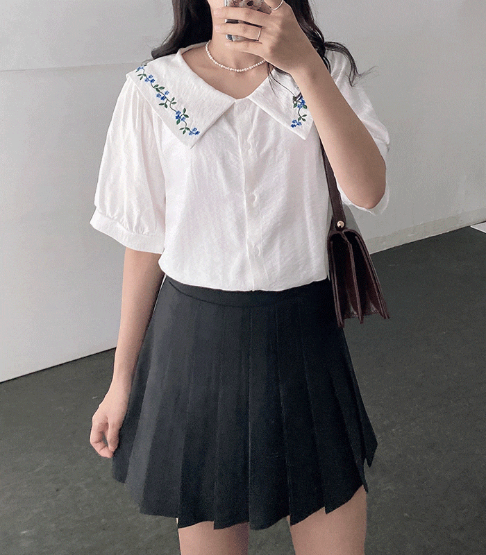 カラー 刺繍 ブラウス