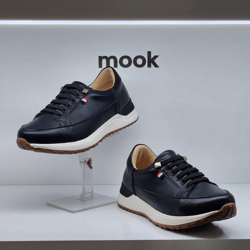 女性用デイリースニーカー 422308 AA TZHH1SD