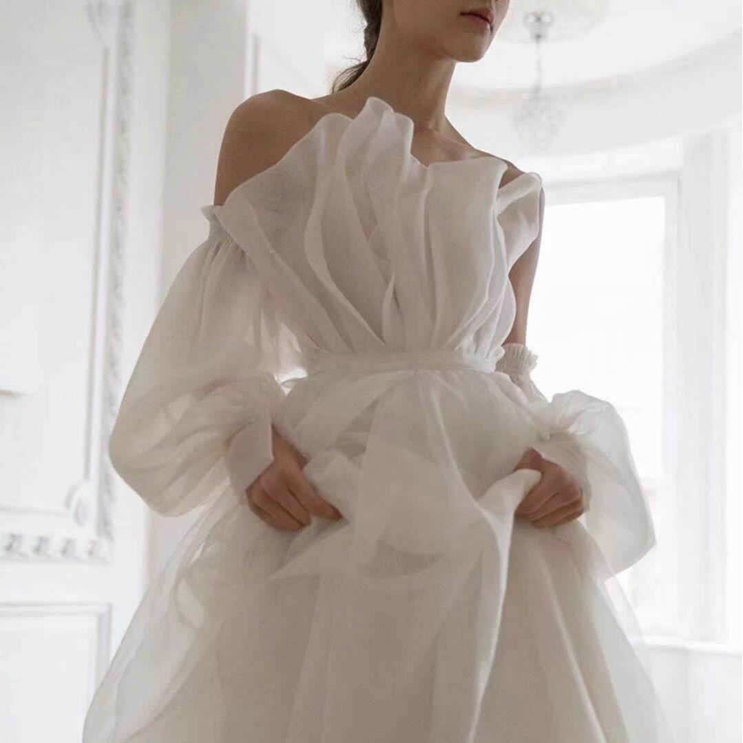 【無.料 2025新入荷·高.品質】【豪華でロマンチックなデザイン！】ウェディングドレス 白 イブニングドレス パーティードレス ワンピース 二次会 結婚式 成人式 演奏会 花嫁 お呼ばれ 披露宴 1