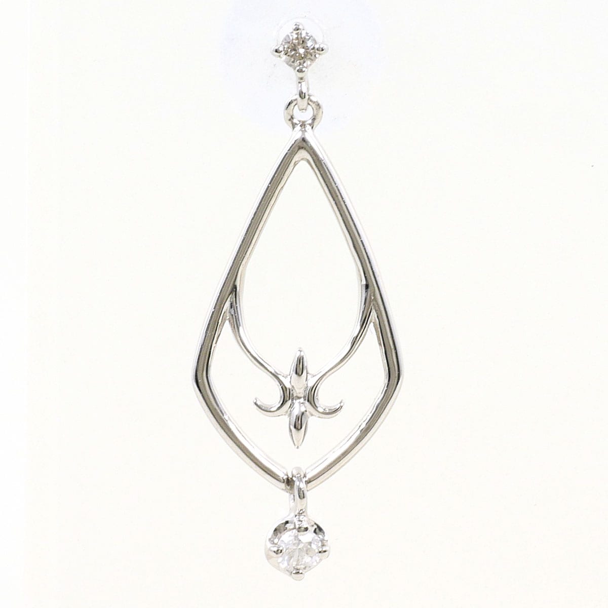 K10 10金 WG ホワイトゴールド ピアス(片耳) ダイヤモンド（ct刻印なし） 総重量約0.4g ジュエリー 中古