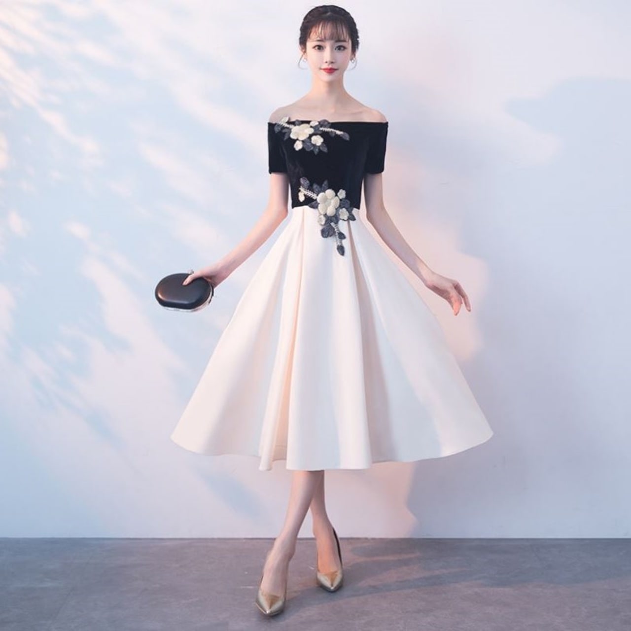 パーティーワンピ オフショルワンピ ミモレ丈 ひざ下 オフショルダー 袖あり 半袖 フレア Aライン