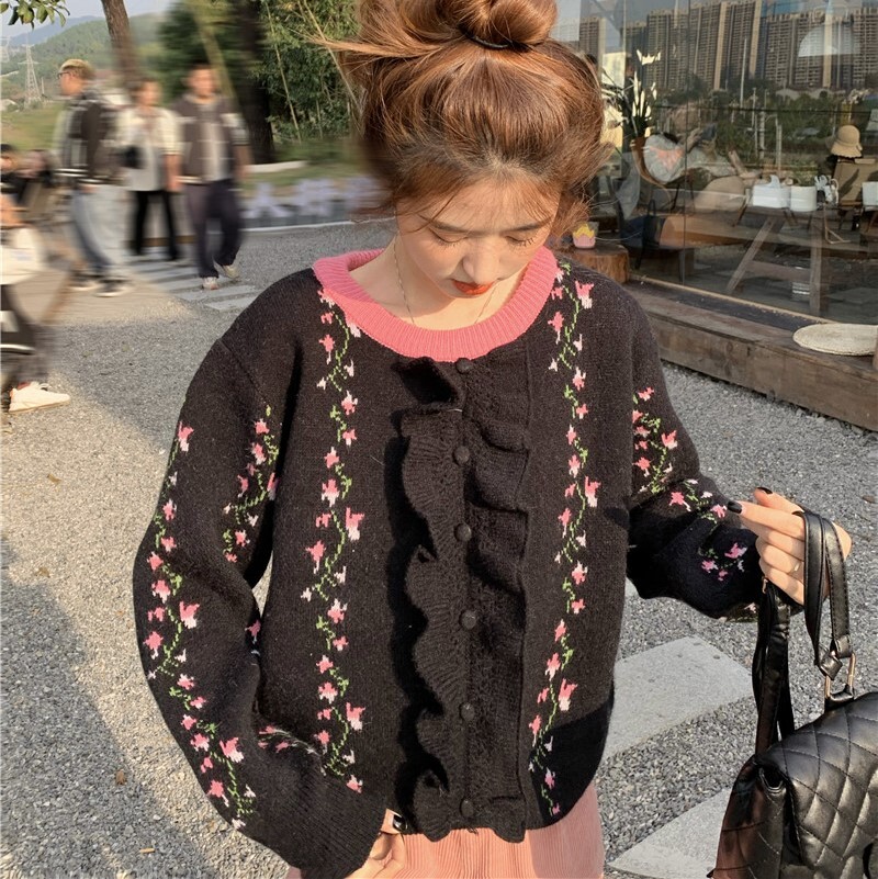 トップス レディース ニット セーター S M L XL 2XL 3XL 韓国 長袖 ラウンドネック 甘め フリル かわいい 大人可愛い きれいめ カジュアル おしゃれ ラブリー キュート ガーリー