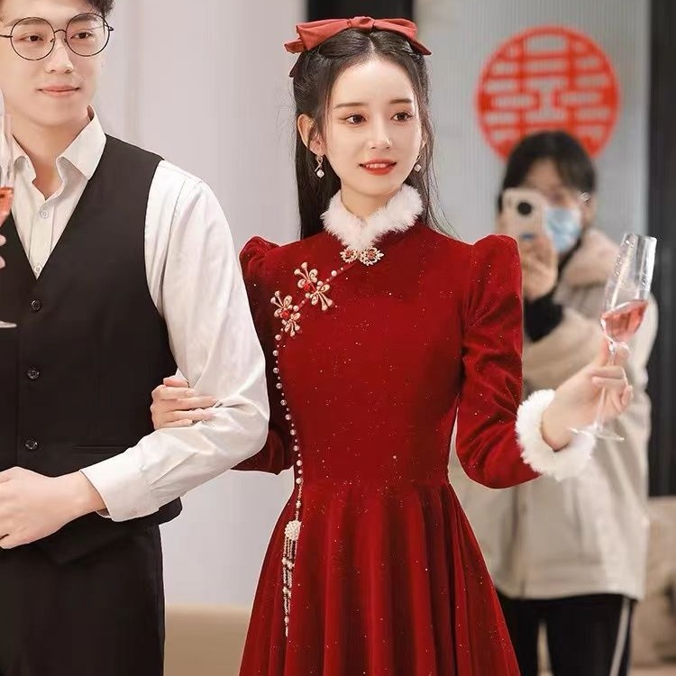 【2枚購入で 3oo円OFF】スーツ花嫁2025女性のための冬のワインレッドエンゲージメントドレス太いスタイルの結婚式のリターンドアカジュアルウェア